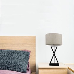 Bordlamper V-Tac moderne designer bordlampe - Hvid/sort, 1,5 meter ledning, E27 fatning, uden lyskilde