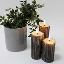 LED Træ-look bloklys 3 stk sæt, smelte-look, flammeeffekt - Ø5,5cm, 10/12,5/15cm høj, Inkl fjernbetj, ægte stearin