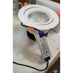 Outlet Outlet: Downlight IP44, 35W, 60 grader - Ø:19,8 cm, kipbar