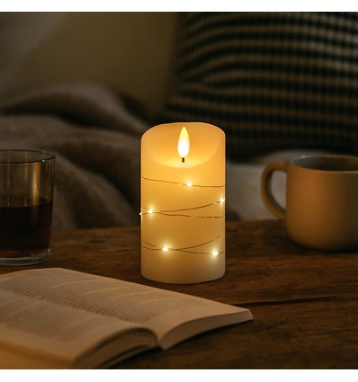 LED Bloklys med lyskæde, 12,5cm høj, flammeeffekt - Ø7,5cm, 12,5cm høj, virker m. fjernbetj, ægte stearin