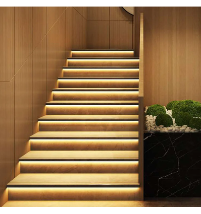 Trappe LED COB stripsæt 11W per trin - 24V DC, IP20, Op til 16 trin, med sensor + effekter